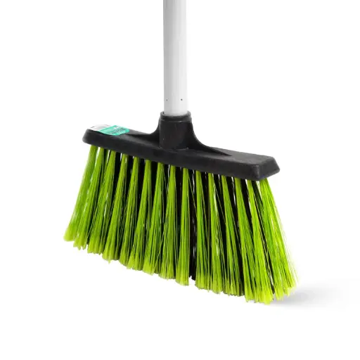 [8602] MR-03-ESCOBA BRISA-DIANA